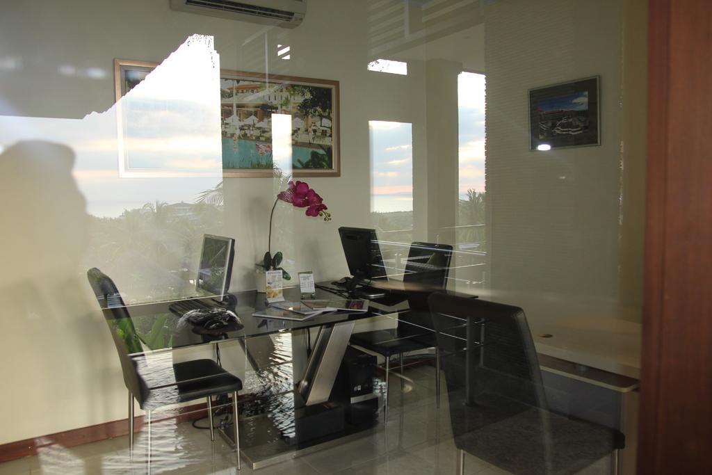 New Kuta Hotel Uluwatu Exteriér fotografie
